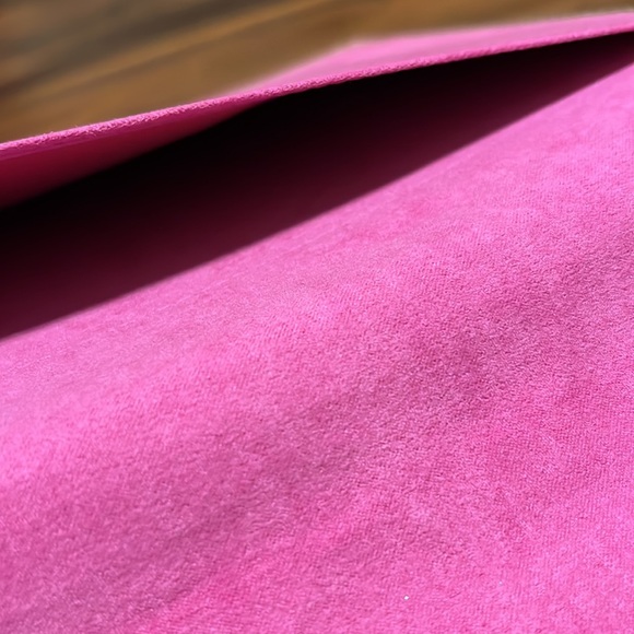 Lilly Pulitzer Gold Leatherette Agenda Folio - Picture 8 of 9